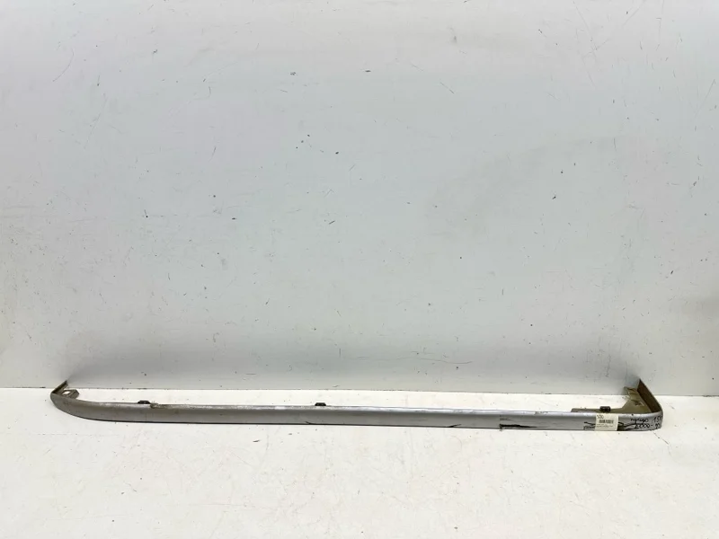 Накладка порога Toyota Land Cruiser Prado 2009> 150