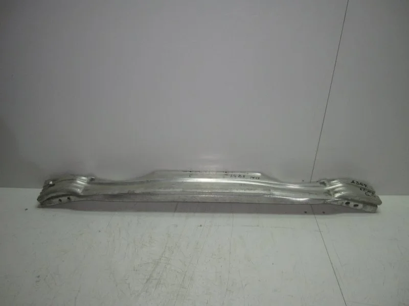 Усилитель бампера AUDI A4 Рестайлинг B8