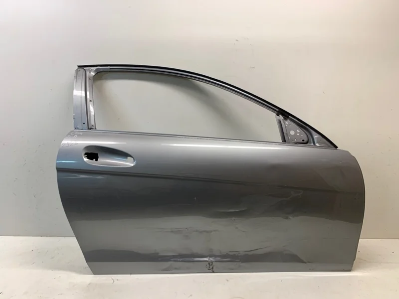 Дверь Mercedes-Benz -Class 2009-2014 W204