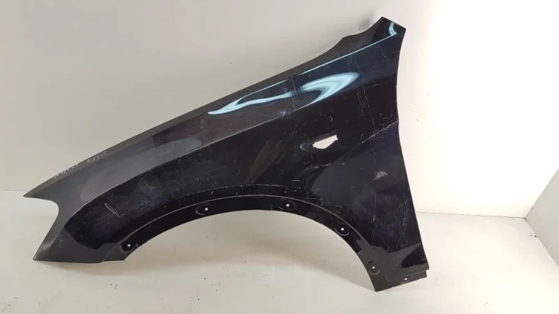 Крыло BMW X3 2010- F25