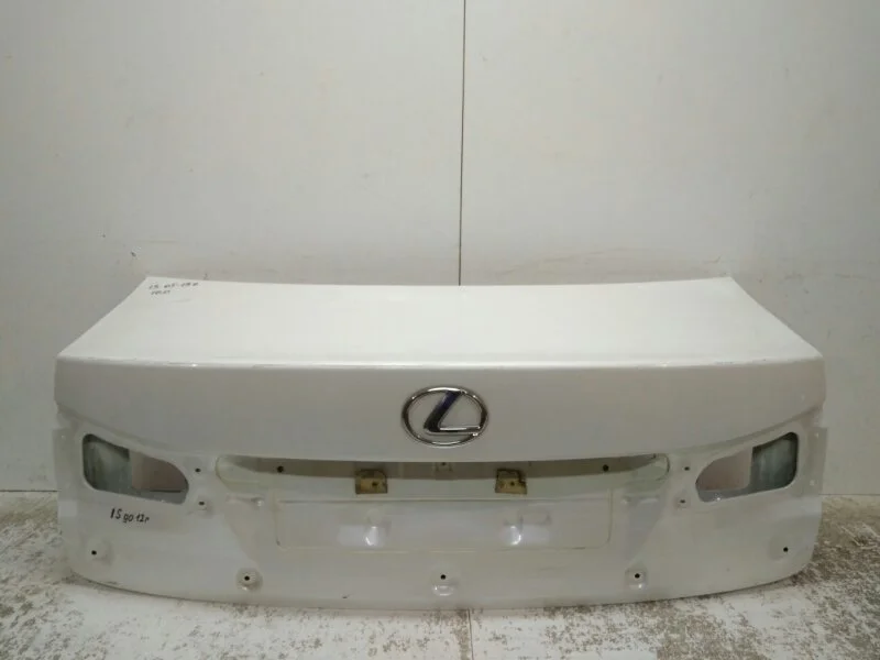Крышка багажника Lexus IS 2005-2013