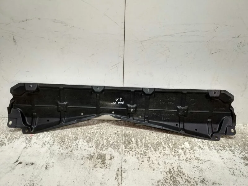 Пыльник радиатора Toyota Rav4 2013-2016 40