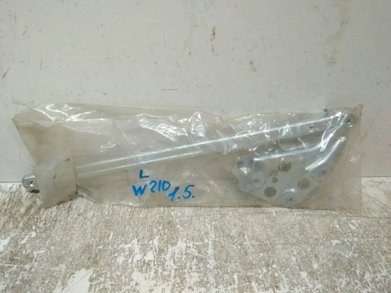 Петли капота Mercedes-Benz -Class 1999-2003 W210