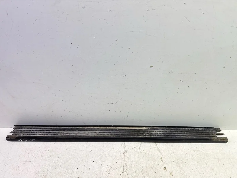 Подножка Toyota Land Cruiser До рестайлинг 200