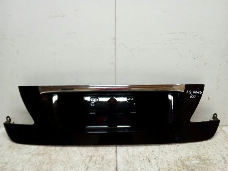Накладка крышки багажника Lexus LS 2006-2012 4