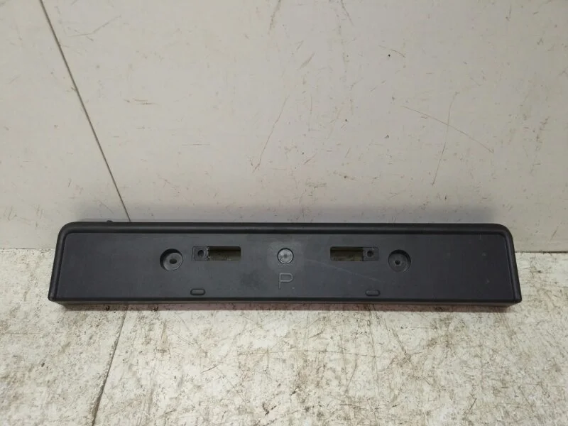 Площадка под гос. номер Toyota Land Cruiser Prado Рестайлинг 150