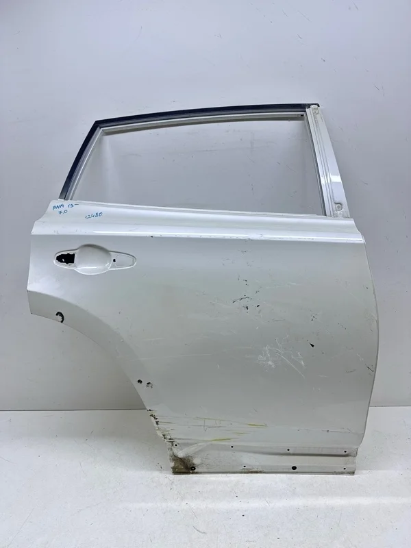 Дверь Toyota Rav4 2013> 40