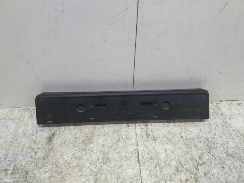 Площадка под гос. номер Toyota Land Cruiser Prado Рестайлинг 150