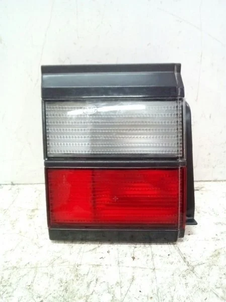 Фонарь Volkswagen Passat 1988-1997 B3