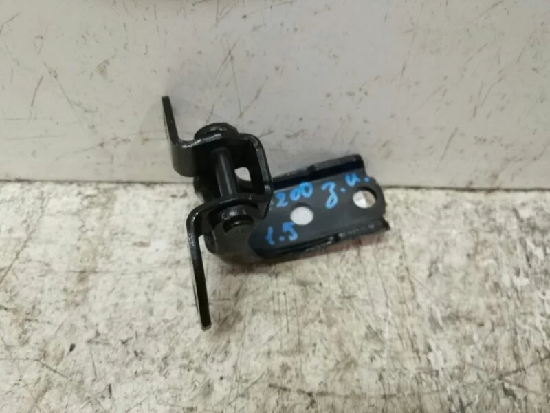 Петли на дверь Toyota Land Cruiser 2007-2015