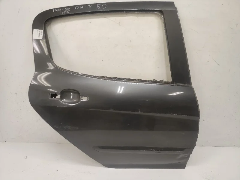 Дверь Peugeot 308 2007-2014