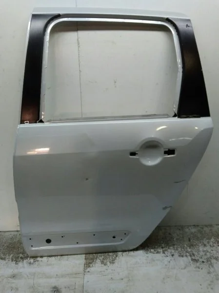 Дверь Citroen C3 2008-2017 Picasso