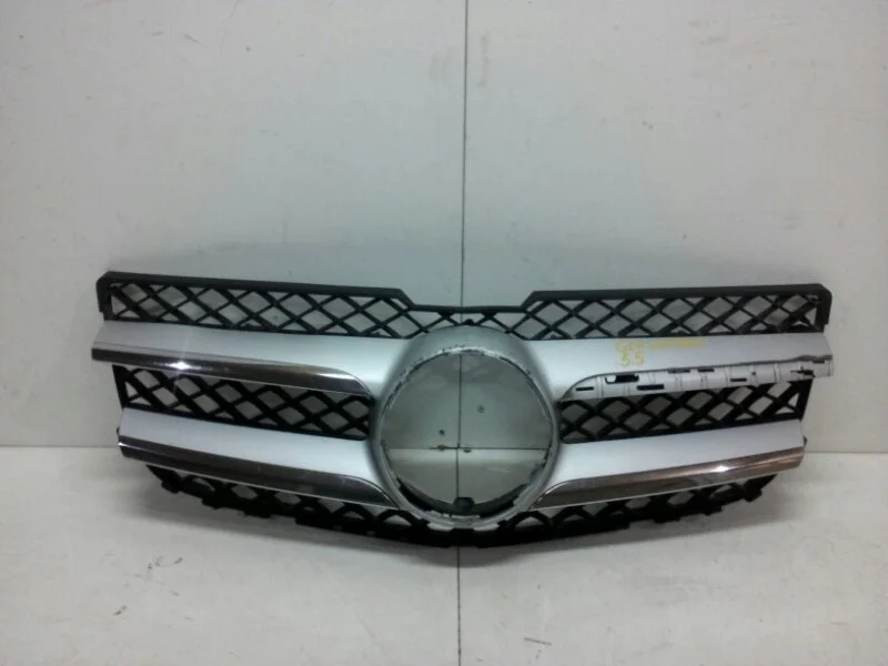 Решетка радиатора Mercedes-Benz GLK 2012-2015 X204