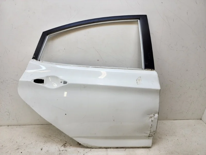 Дверь Hyundai Solaris 2011-2016