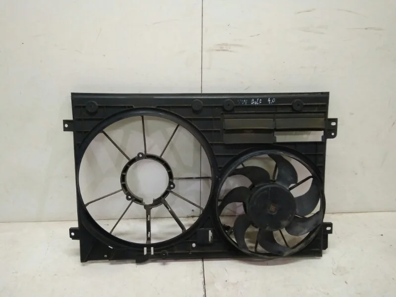 Диффузор с вентилятором Volkswagen Golf, Passat, Jetta