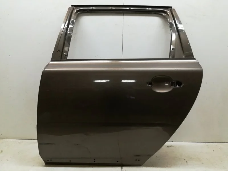 Дверь Volvo XC70