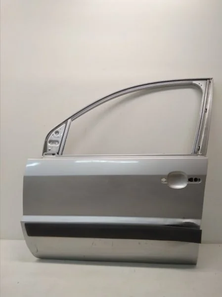 Дверь Ford Fusion 2002- 1