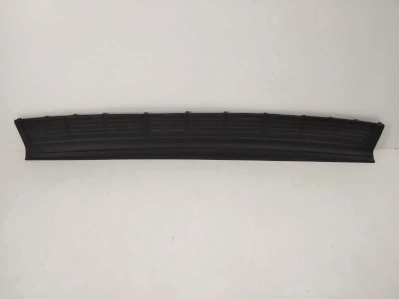 Накладка бампера Toyota Land Cruiser 2015-2018 200