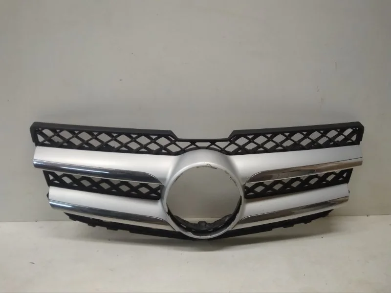 Решетка радиатора Mercedes-Benz GLK 2012-2015 X204