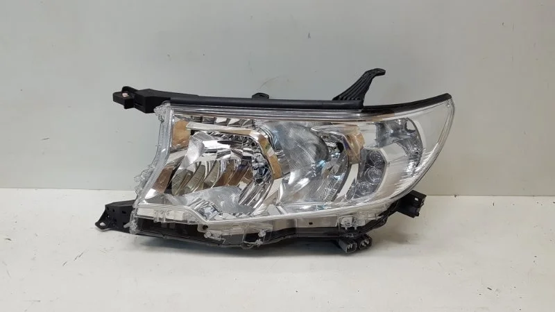 Фара Toyota Land Cruiser Prado 2018- 150