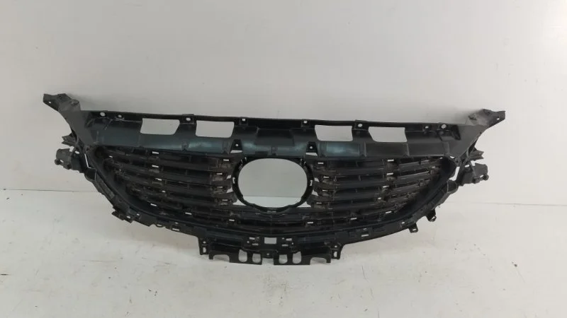 Решетка радиатора Mazda 6 2016- GL