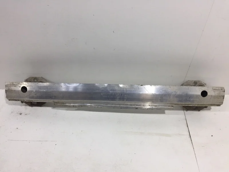 Усилитель бампера BMW X3 F25