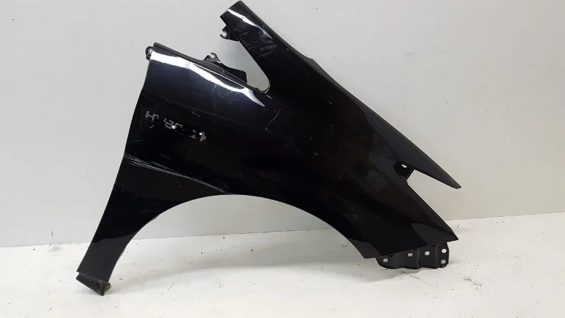 Крыло Toyota Prius 2009-2015 ZVW30