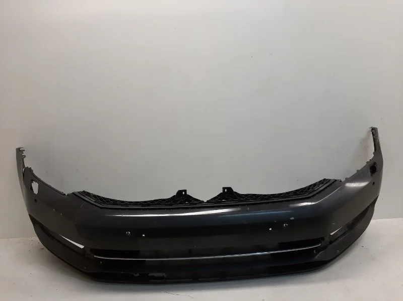 Бампер Volkswagen Passat 2010-2015 B7