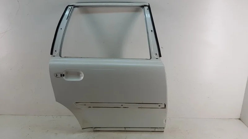 Дверь Volvo XC90 2002-2015