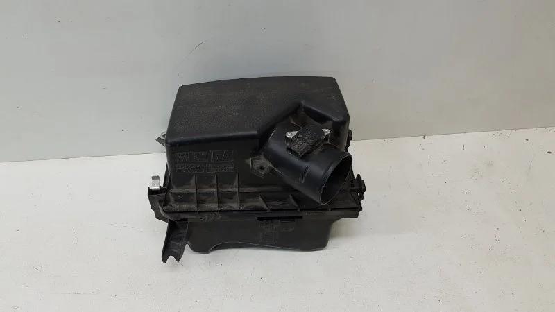 Корпус воздушного фильтра Toyota Camry 2014- V55