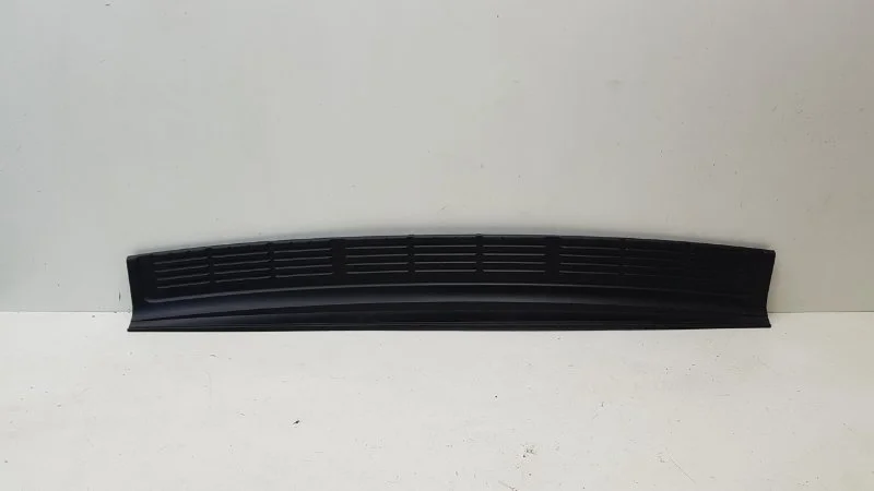 Накладка бампера Toyota Land Cruiser 2012- 200