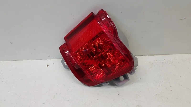 Фонарь противотуманный Toyota Land Cruiser 2016- 200