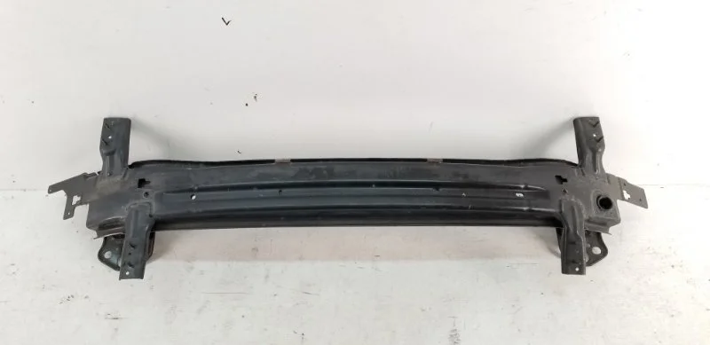 Усилитель бампера Kia Sorento 2012-