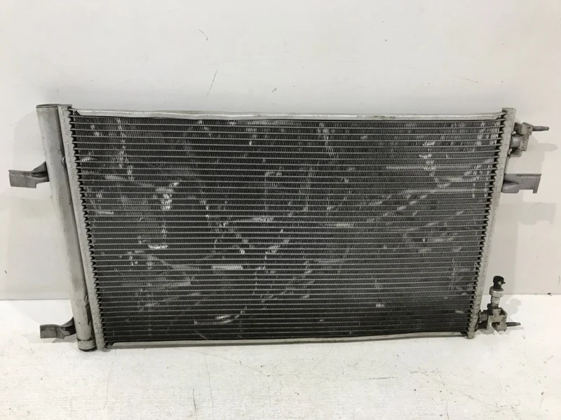 Радиатор кондиционера Chevrolet Cruze 2009-2012