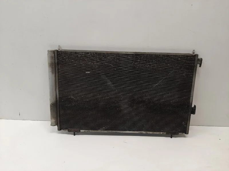 Радиатор кондиционера Toyota Rav4 2013- 40