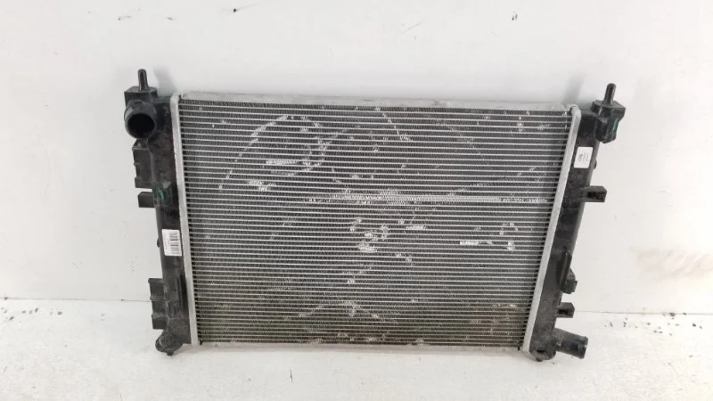 Радиатор охлаждения Kia Rio 2011-2017 3