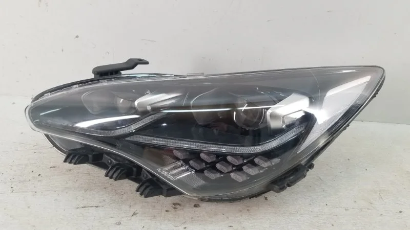 Фара Kia Stinger 2017-2019