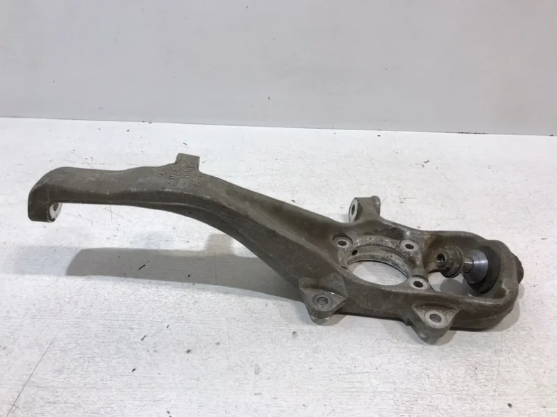 Кулак поворотный Mercedes-Benz ML, GL 2012- w166 x166