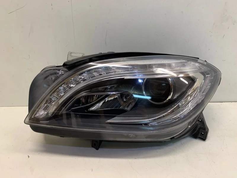 Фара Mercedes-Benz ML 2011-2015 W166