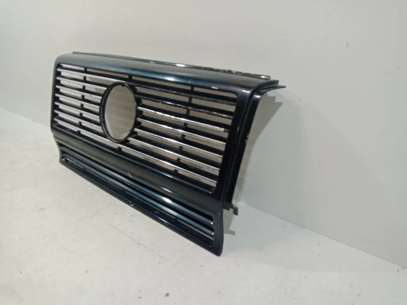 Решетка радиатора Mercedes-Benz Gelandewagen 1990-2006 W463