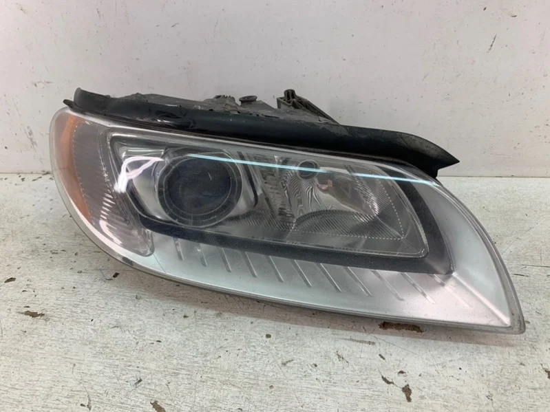 Фара Volvo S80 2007-2013
