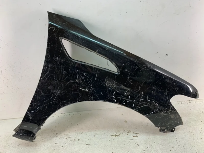 Крыло Nissan Patrol 2010- Y62