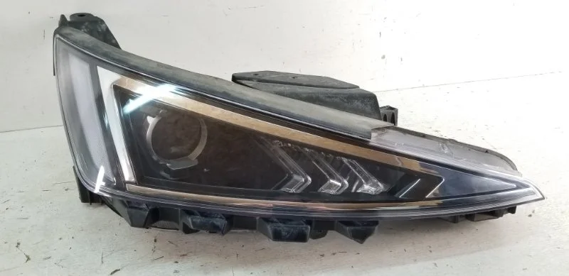 Фара Hyundai Elantra 2018-2020 6