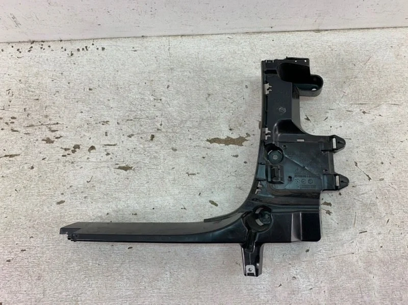 Кронштейн бампера BMW X5 2013-2018 F15