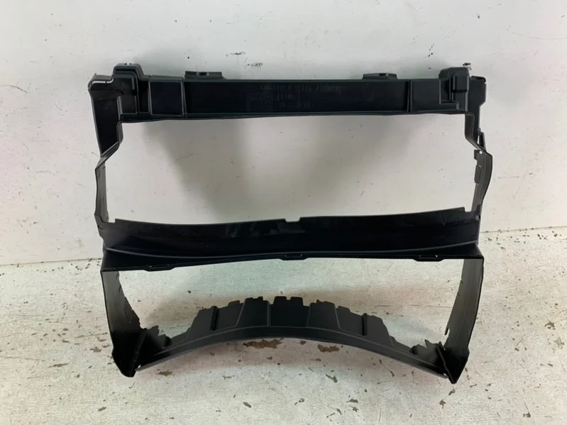 Воздуховод Land Rover Range Vogue 2013- L405