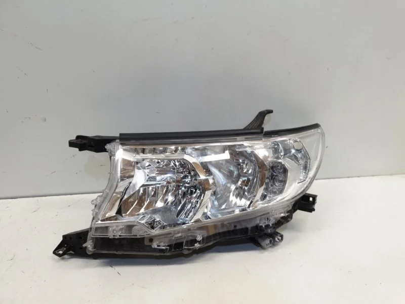 Фара Toyota Land Cruiser Prado 2018- 150