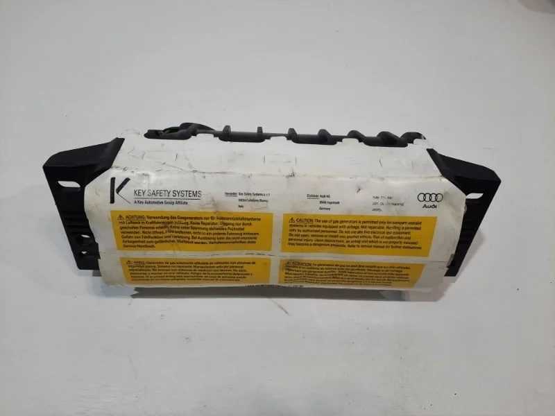 Airbag пассажирский AUDI Q7 2005-2010 4L
