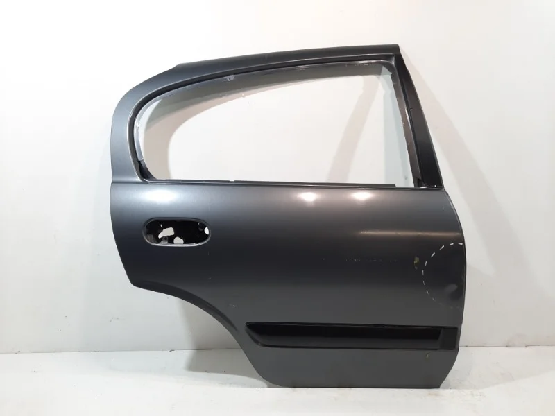Дверь Nissan Almera 2000-2006 N16