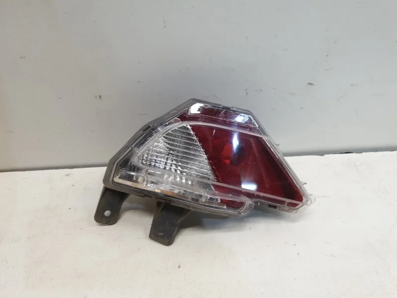 Фонарь противотуманный Toyota Rav4 2016- 45