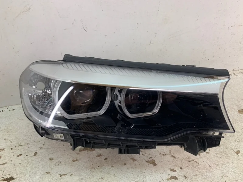 Фара BMW 5er 2016- G30